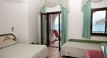 Gabbiano מראטיאה