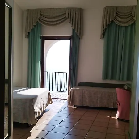 Gabbiano 3*