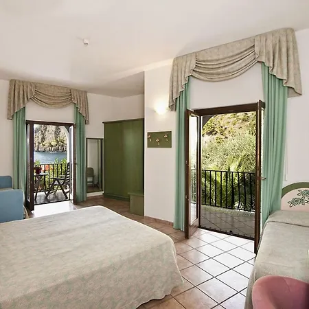 Hotel Gabbiano 3*